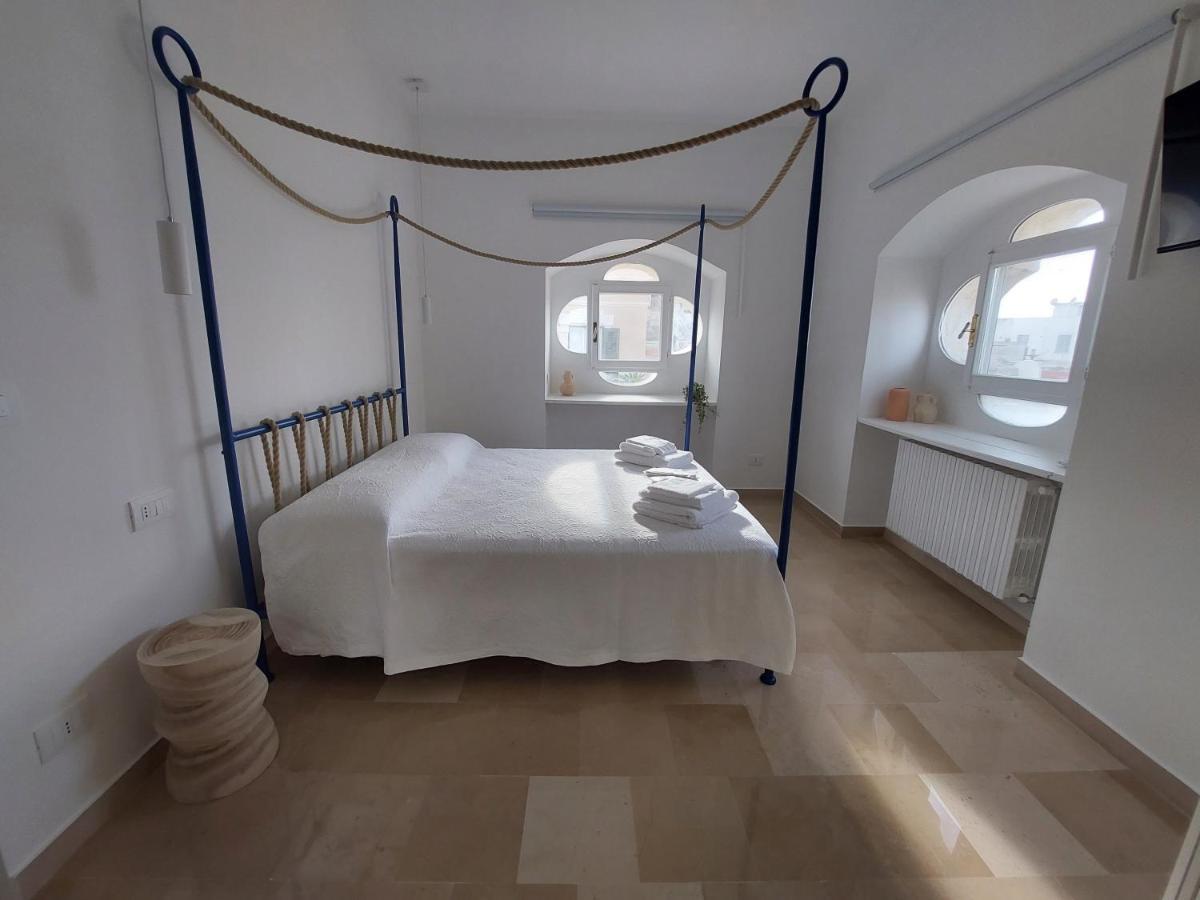 Palazzo Accinni B&B Monopoli Zewnętrze zdjęcie